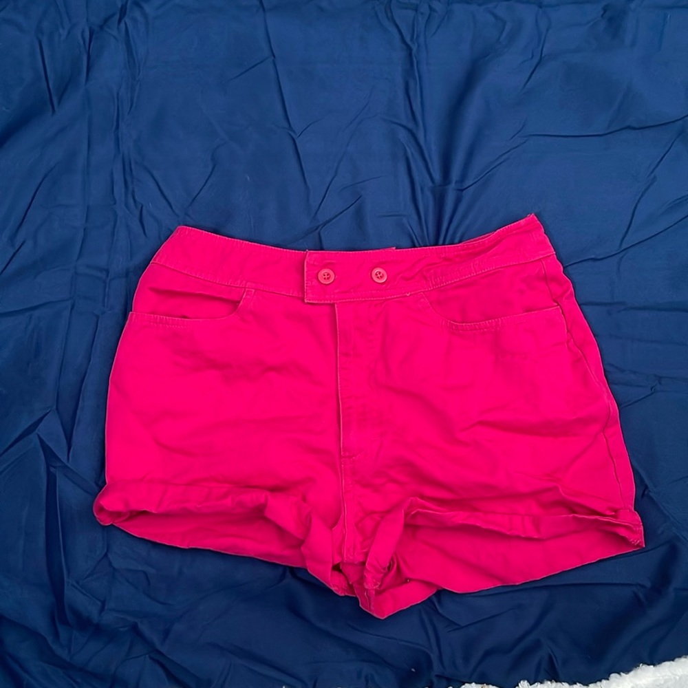 Basic Editions shorts